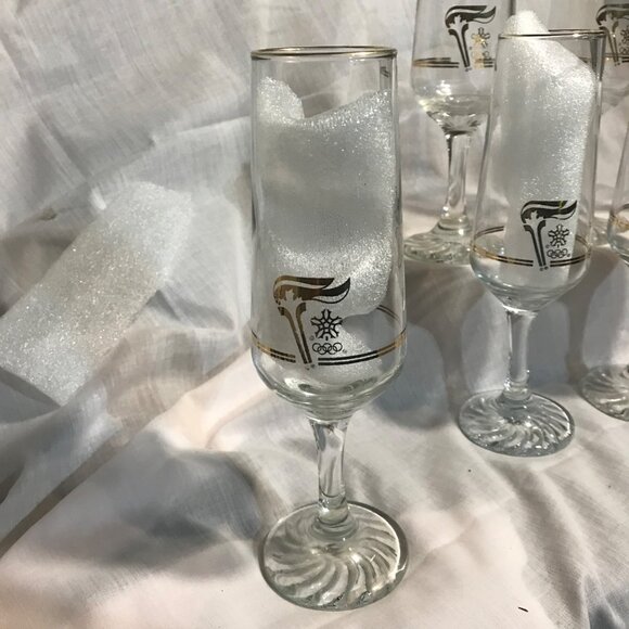 Calgary Alberta Canada Winter Olympics Champagne Flutes Set Of 6 Vintage 1988 - Picture 3 of 6